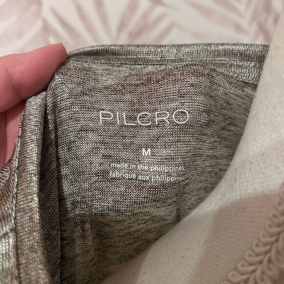 Pilcro Metallic Deep V-Neck Tee Size M - Picture 7 of 7